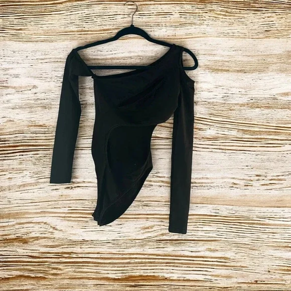 Shein Black Long Sleeve Bodysuit with Side Cutout - Size XS - Picture 4 of 7